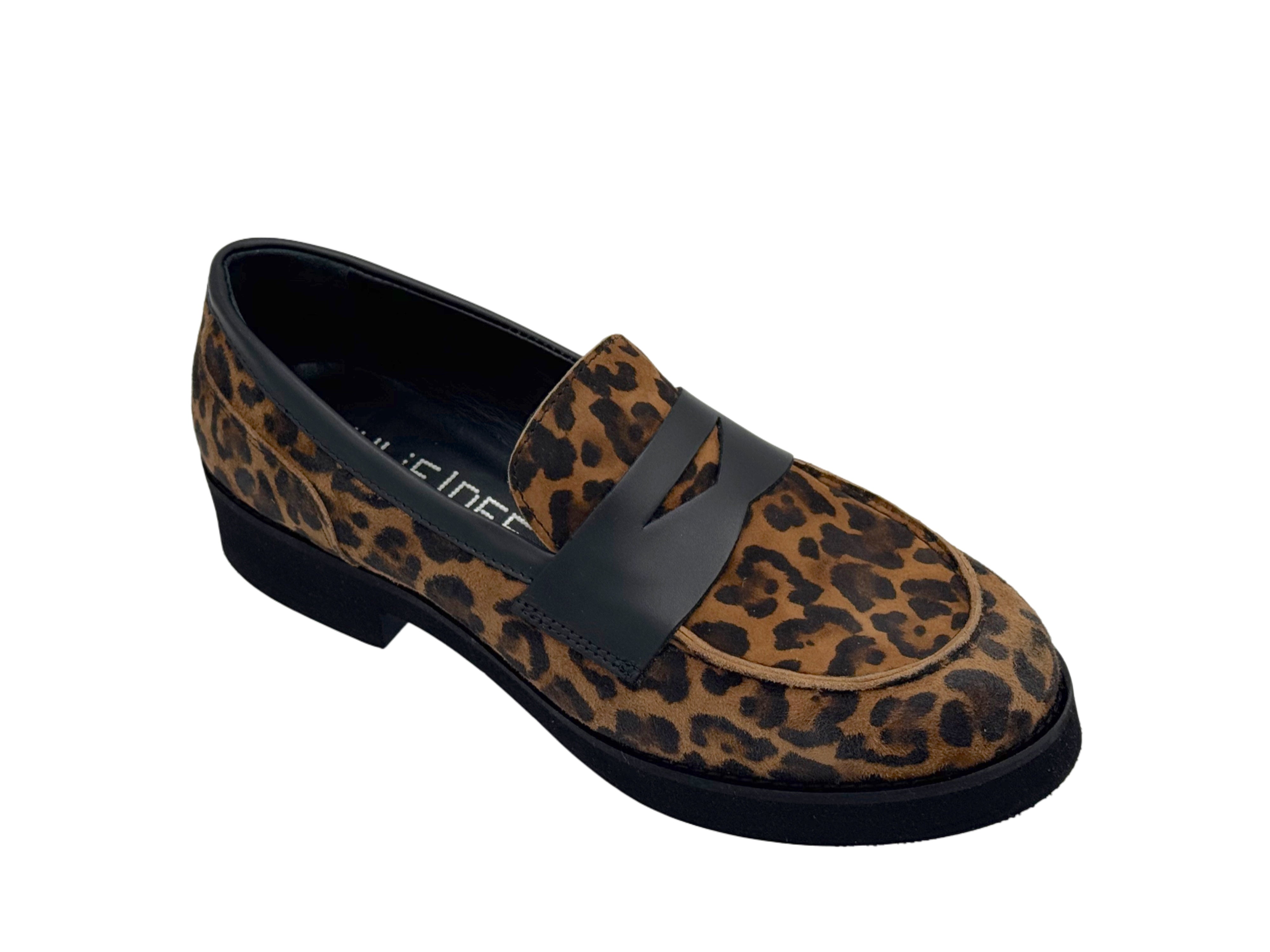 Julie Dee - GW178 (Leopard)