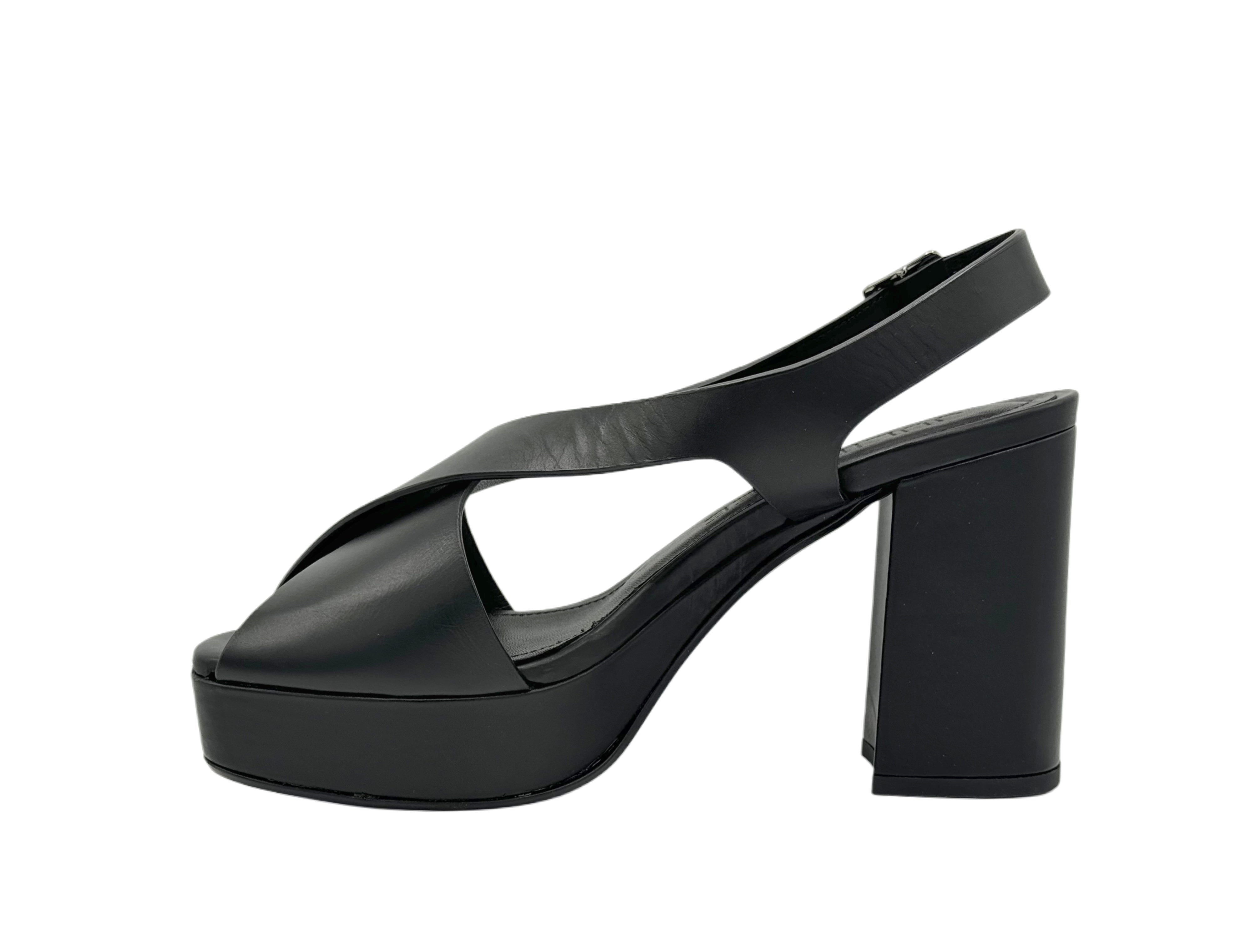 Julie Dee - BE718 (Black)