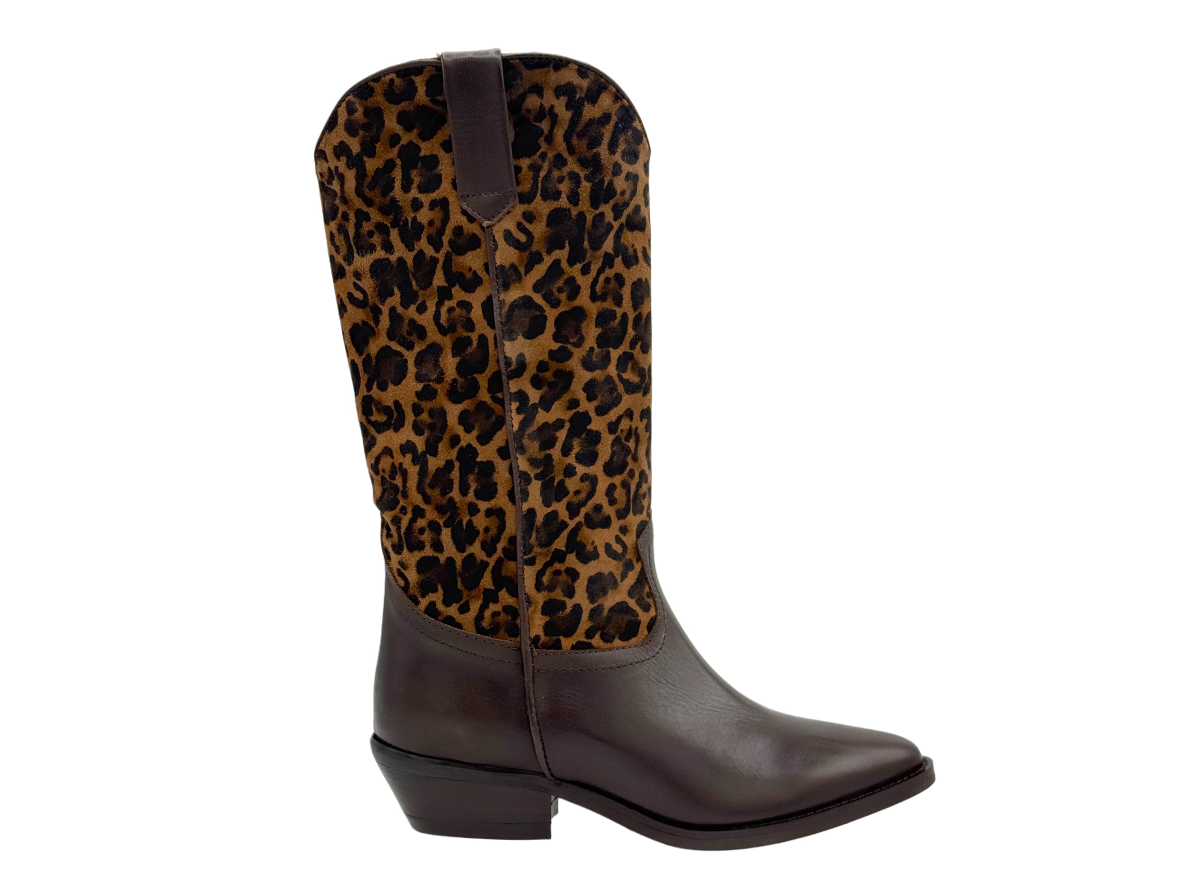 Julie Dee - GW165 (Leopard)