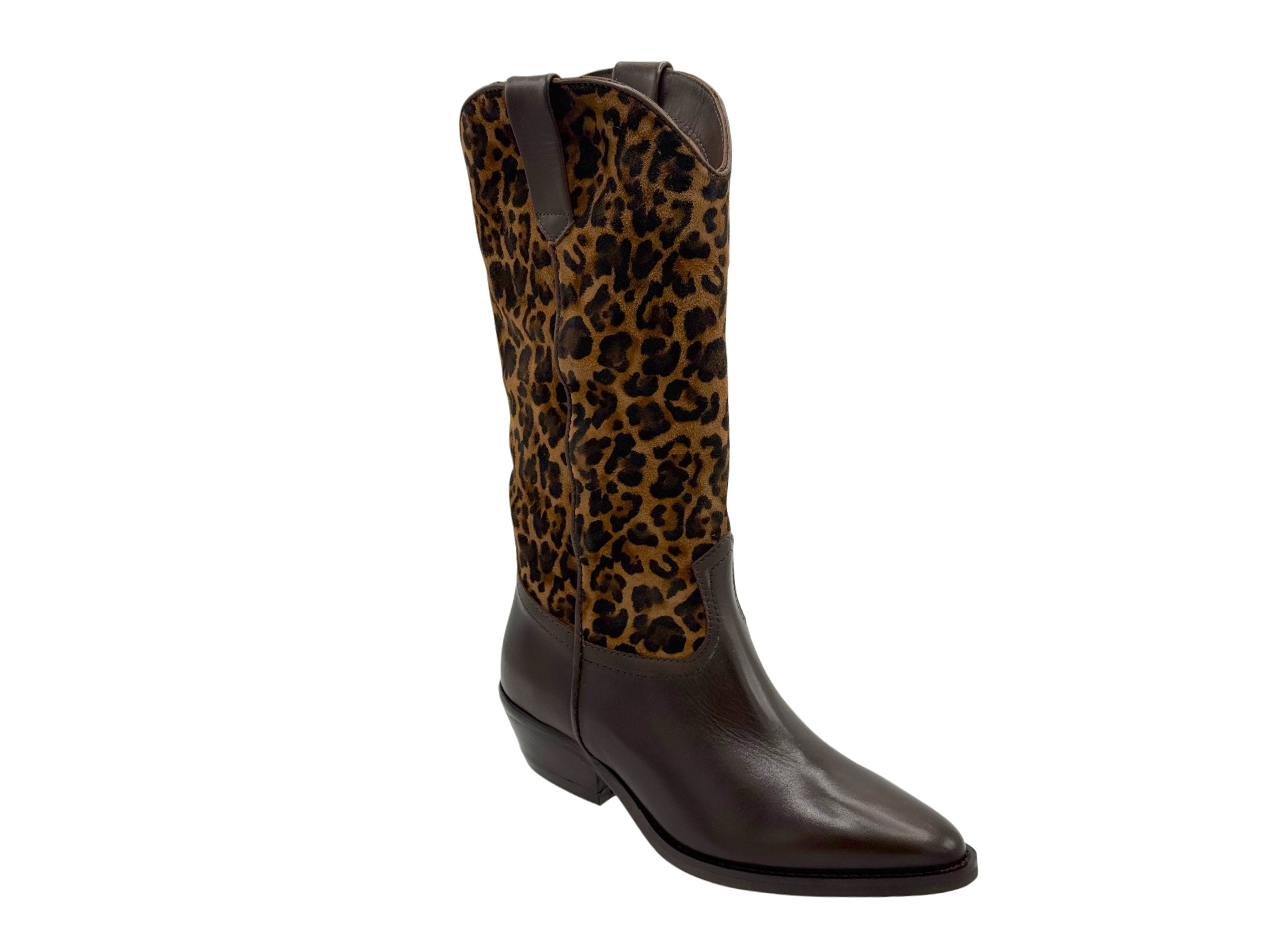 Julie Dee - GW165 (Leopard)