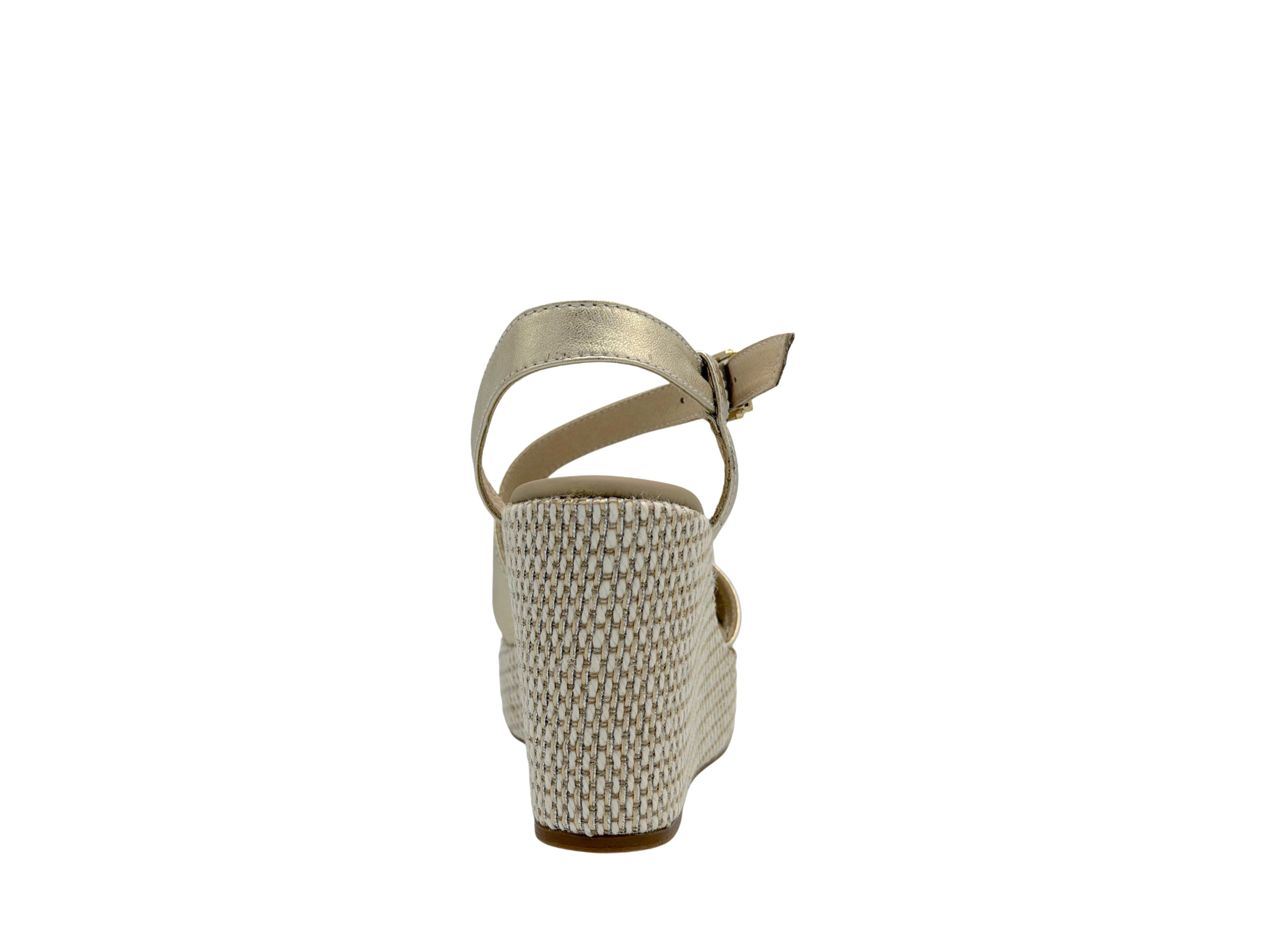 Nero Giardini - E616021D (Gold)