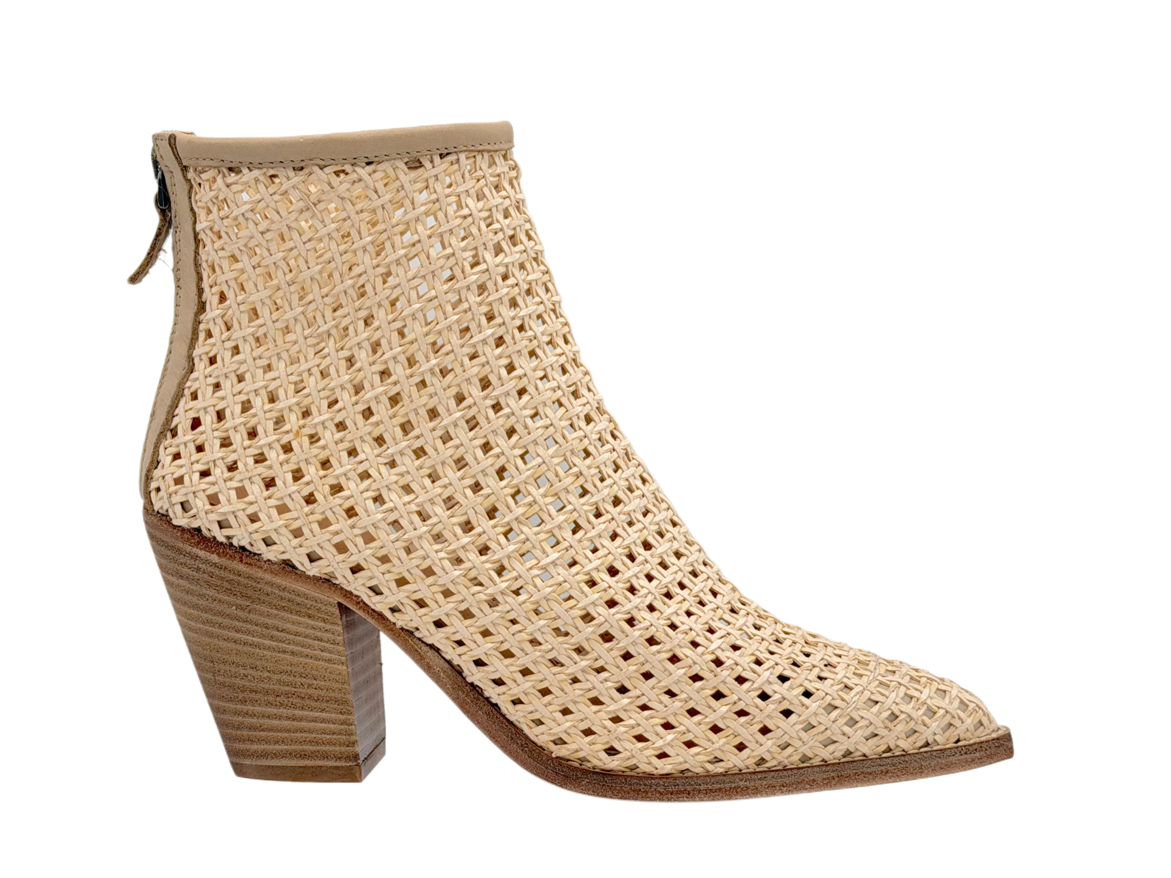 Julie Dee - GE140 (Beige)