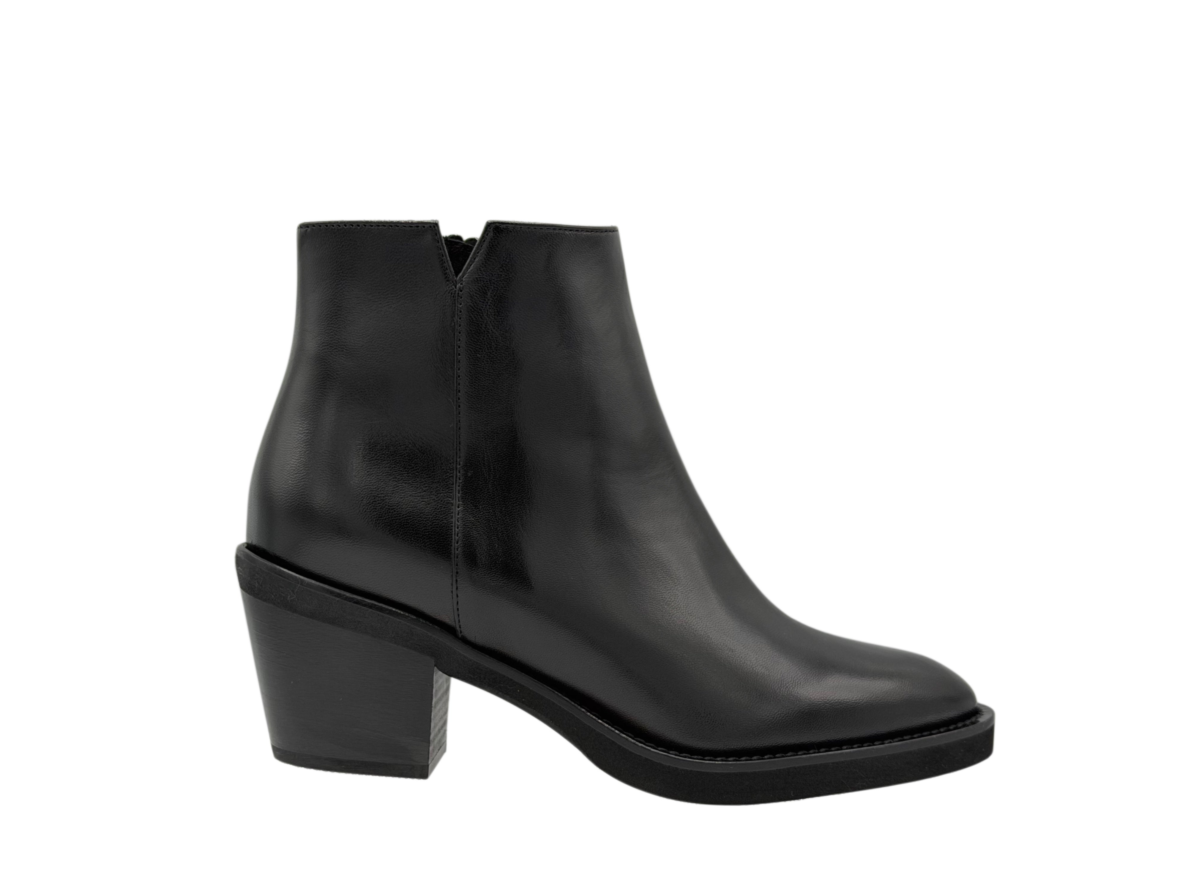 Luca Grossi - A405 (Black)