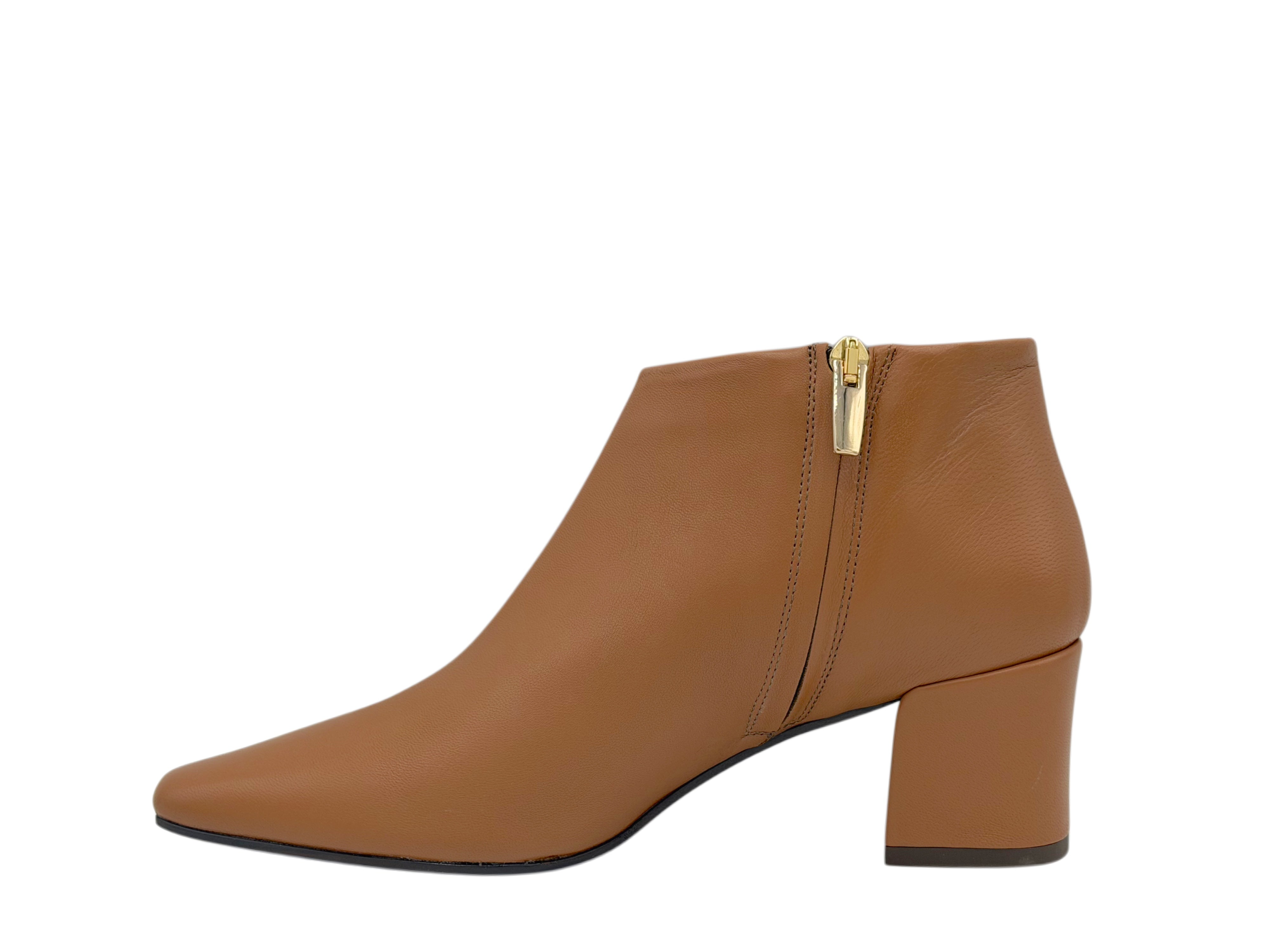 The Seller - PR008 (Camel)